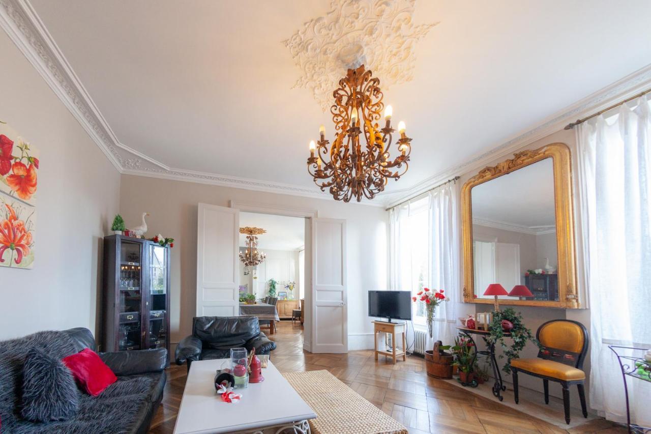 Le Jardin Des Lys Bed and Breakfast Gemmelaincourt Esterno foto