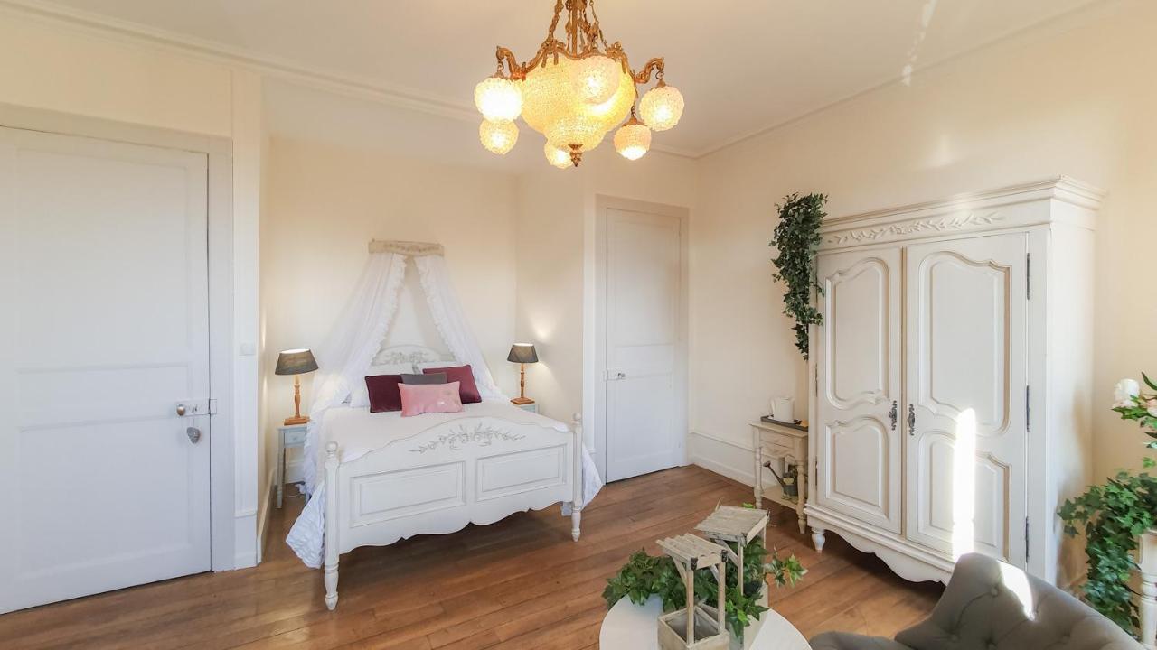 Le Jardin Des Lys Bed and Breakfast Gemmelaincourt Esterno foto