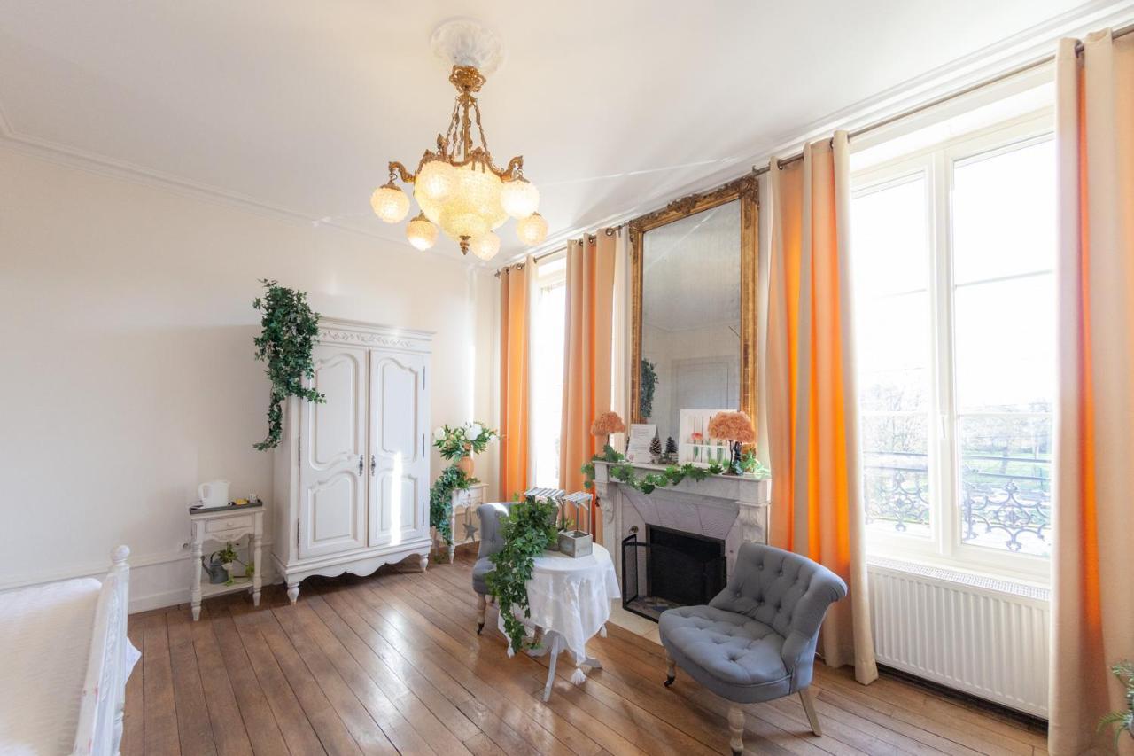 Le Jardin Des Lys Bed and Breakfast Gemmelaincourt Esterno foto