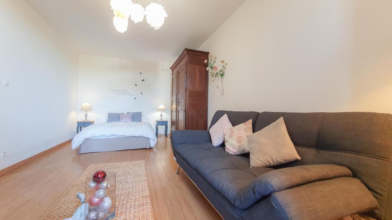 Le Jardin Des Lys Bed and Breakfast Gemmelaincourt Esterno foto