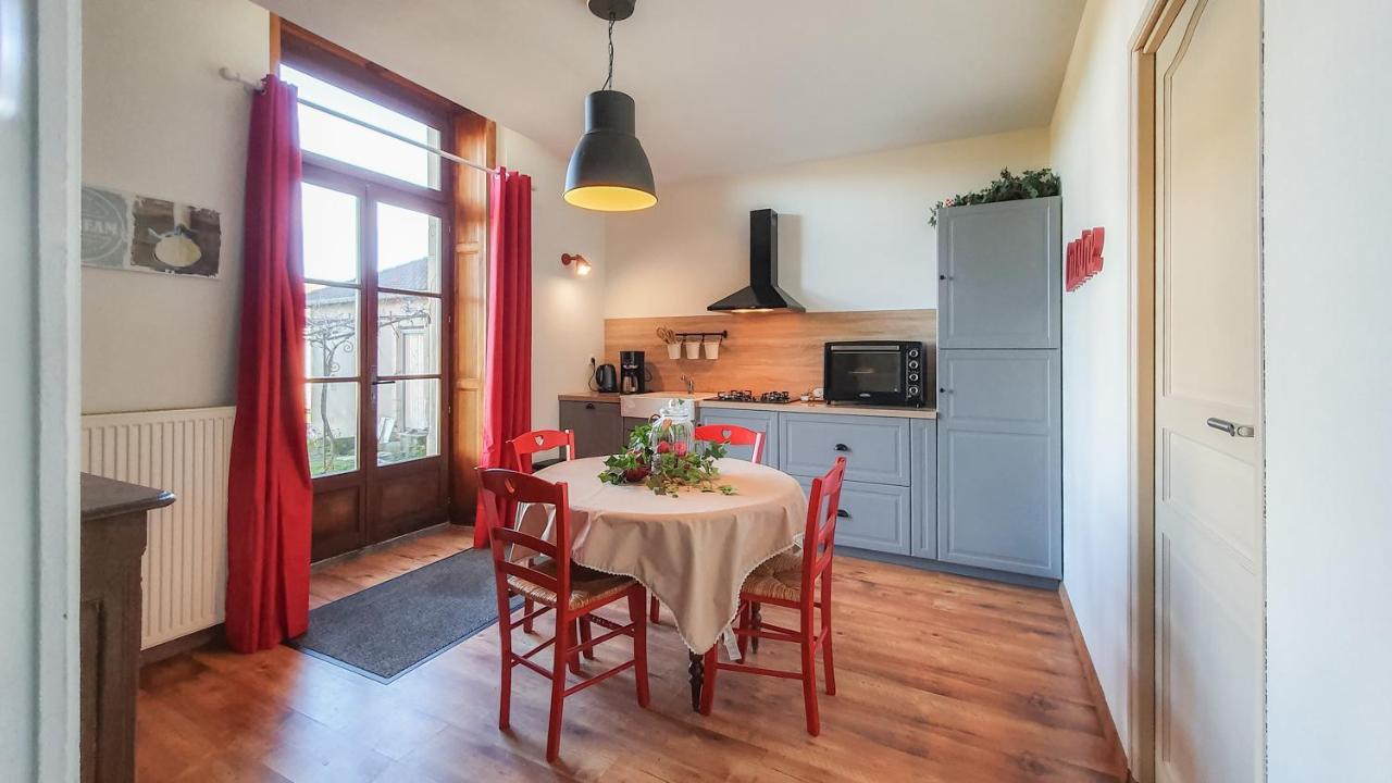Le Jardin Des Lys Bed and Breakfast Gemmelaincourt Esterno foto